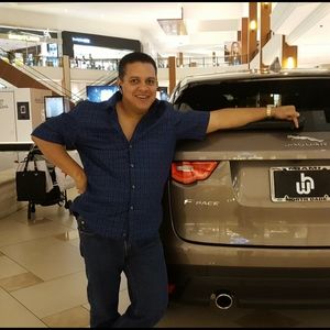 Meet your Posher, Adrian